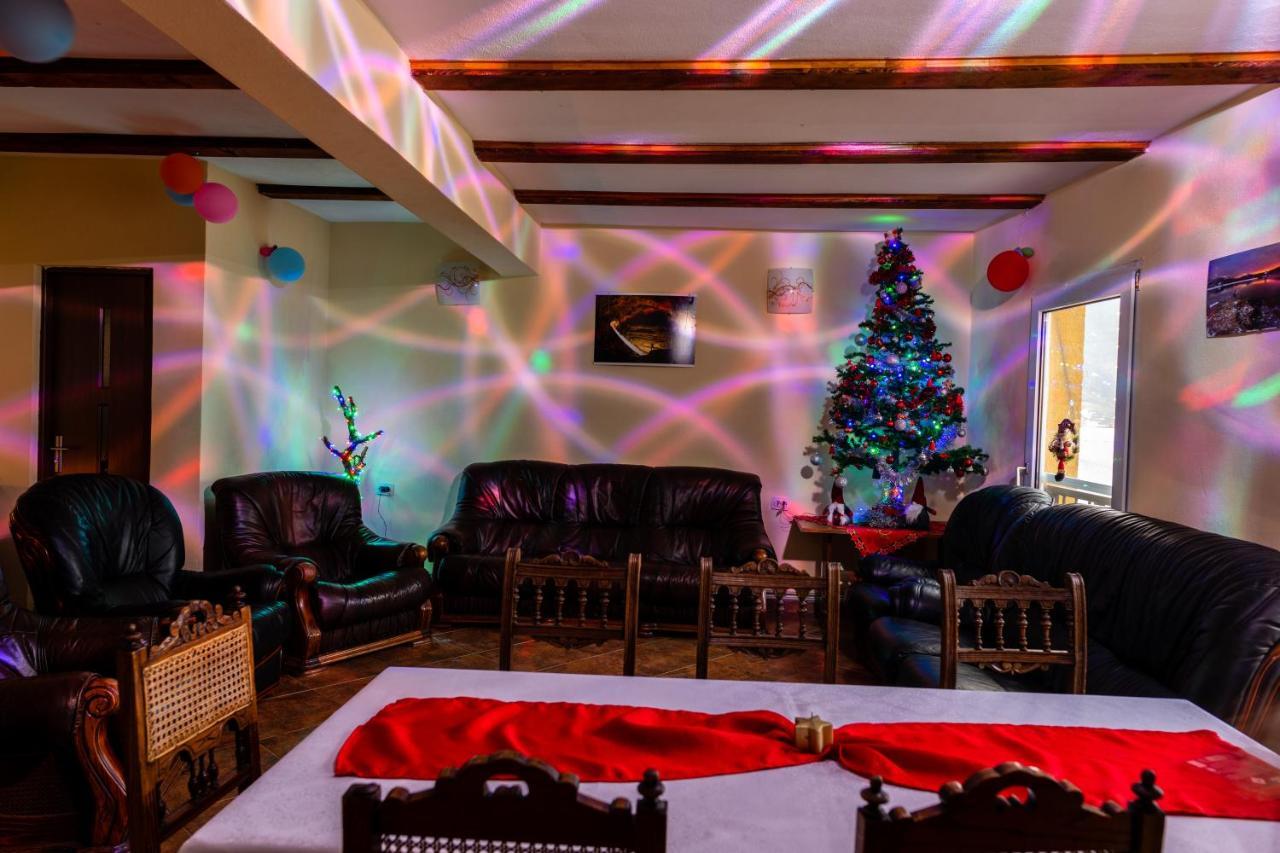 ドゥボバ Casa Beasarah.ヴィラ エクステリア 写真