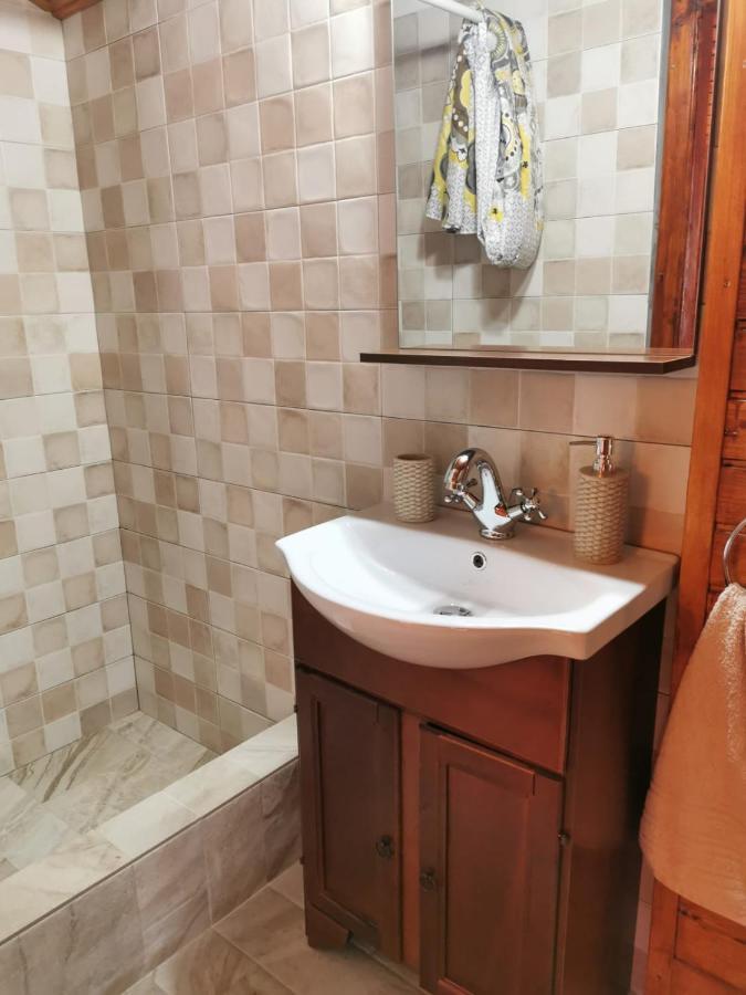 ドゥボバ Casa Beasarah.ヴィラ エクステリア 写真